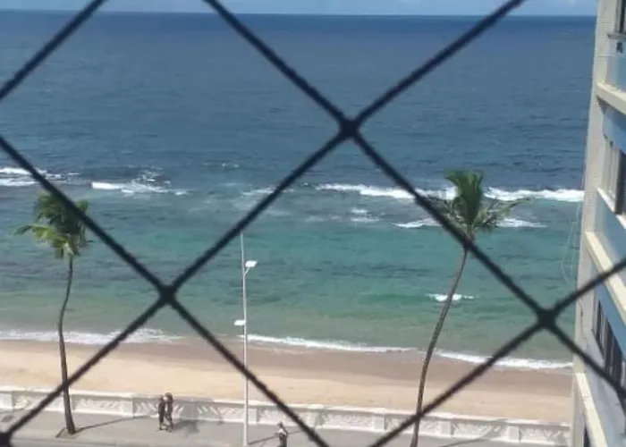 2/4 Farol Da Barra