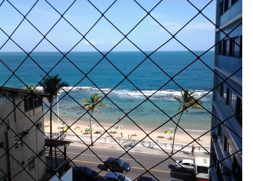 2/4 Farol Da Barra *